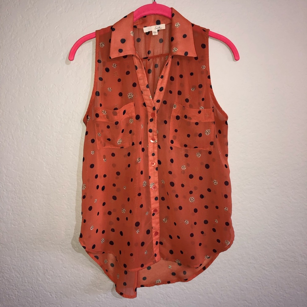 Lush sleeveless blouse